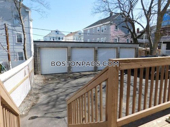 Boston - $2,800 /mo