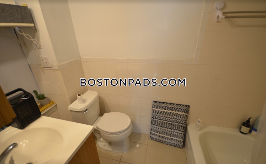 Boston - $2,100 /month