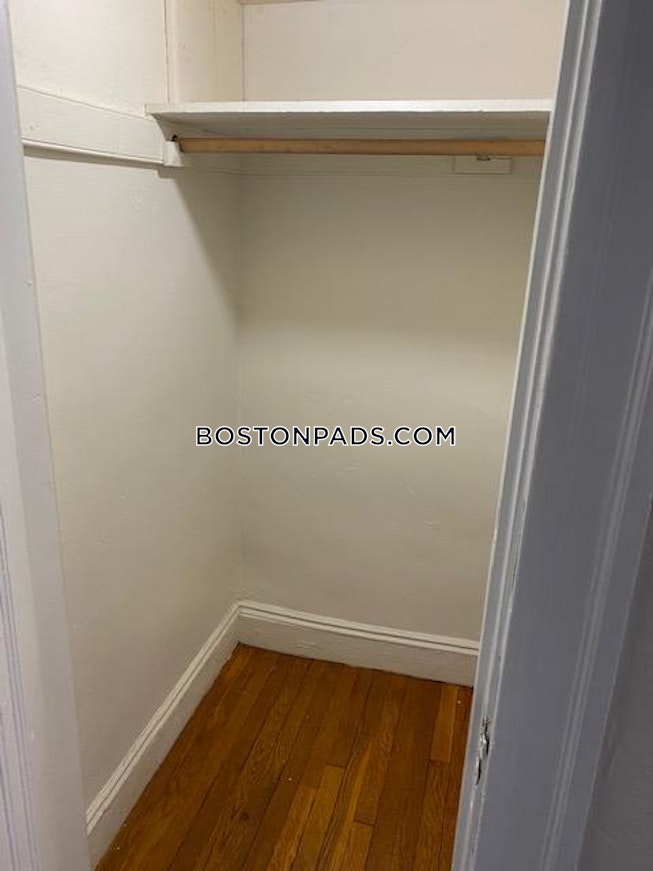 Boston - $2,295 /mo