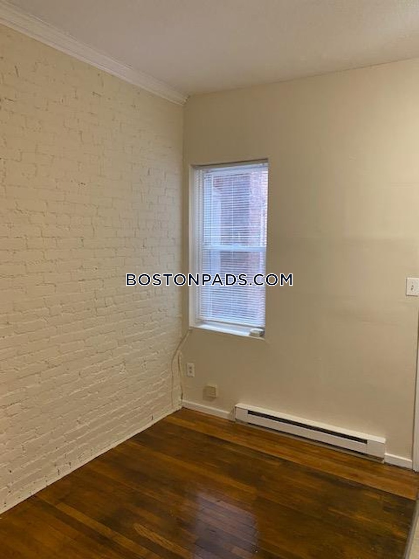 Boston - $2,195 /month