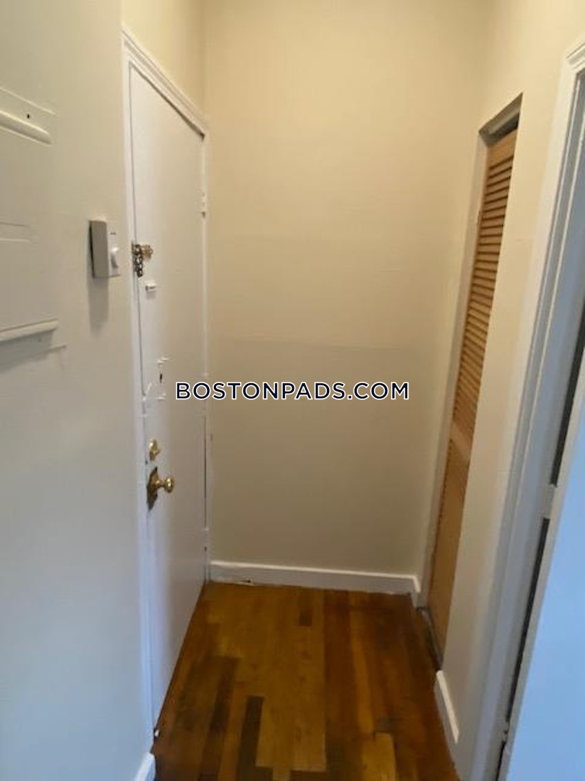 Boston - $2,195 /month