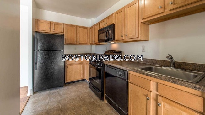 Cambridge - $3,127 /mo