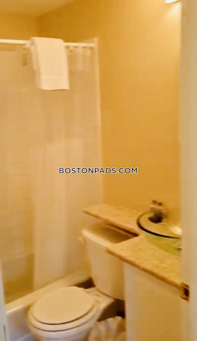 Boston - $2,150 /mo