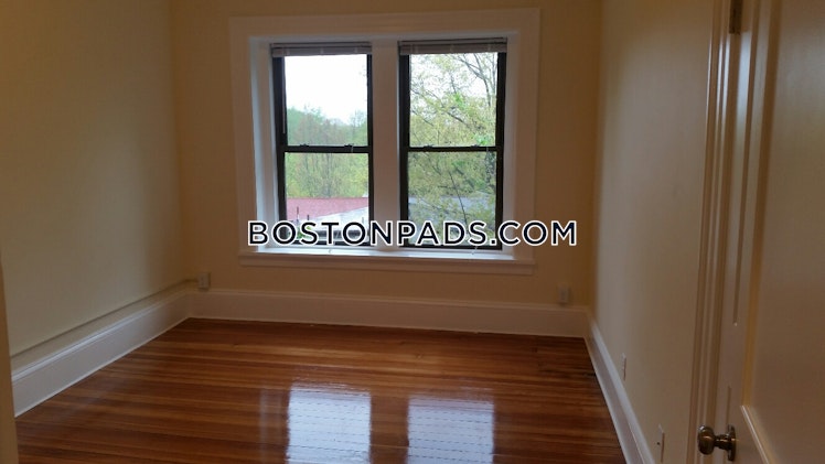 Beacon St., Brookline