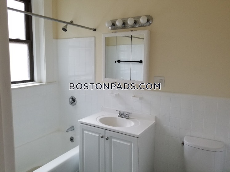 Beacon St., Brookline