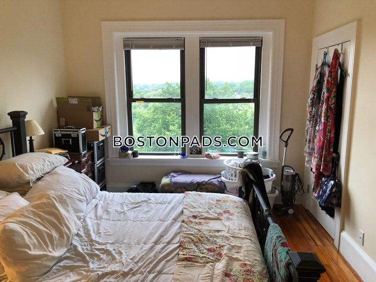 Beacon St., Brookline