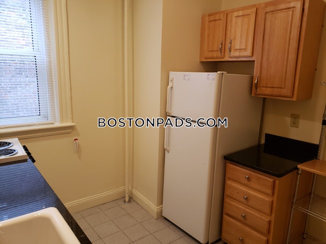 Boston - $2,125 /mo