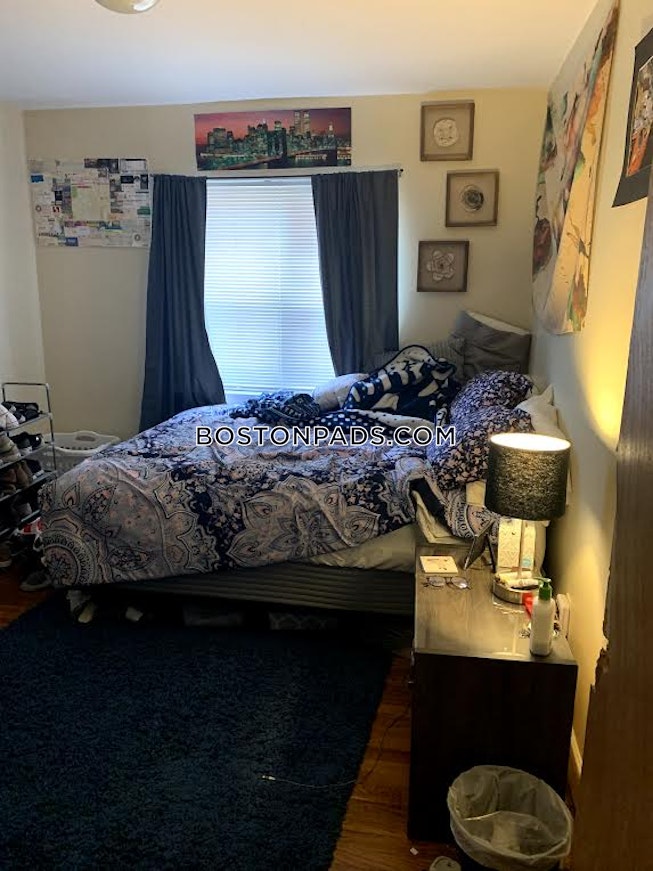 Boston - $2,950 /mo