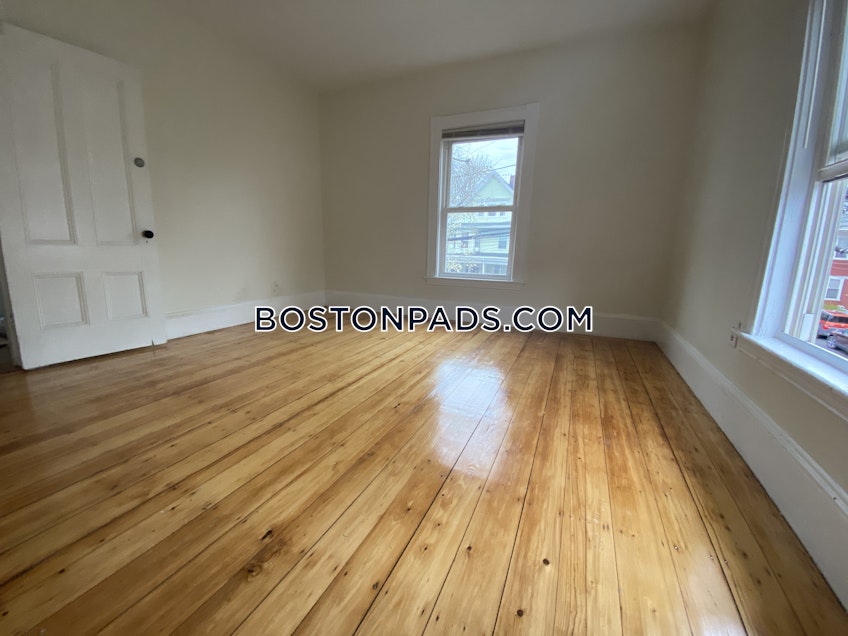 Boston - $5,350 /month