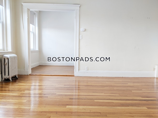 Boston - $1,975 /mo