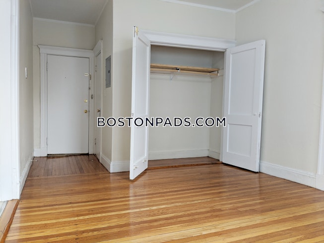 Boston - $2,295 /mo