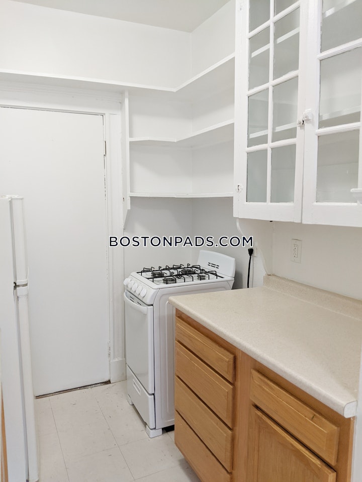 fenwaykenmore-apartment-for-rent-1-bedroom-1-bath-boston-2650-4618103 