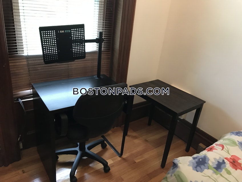 Boston - $2,500 /month