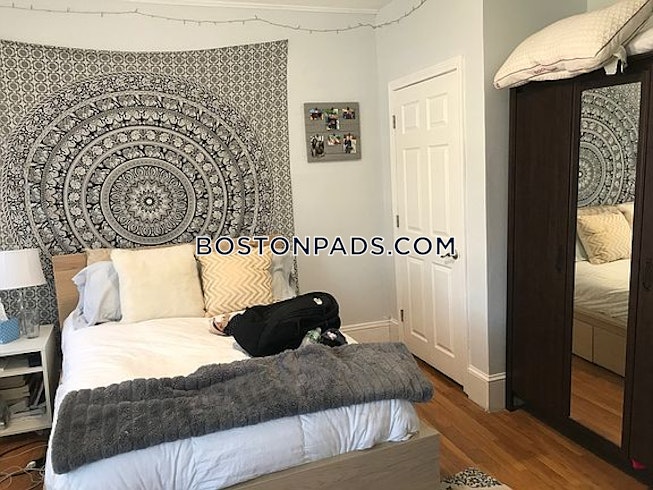 Somerville - $5,000 /mo