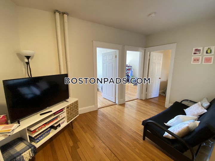 brighton-apartment-for-rent-3-bedrooms-1-bath-boston-4500-4557267 