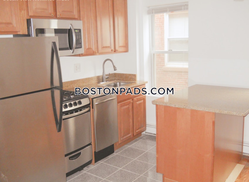 Boston - $2,000 /month