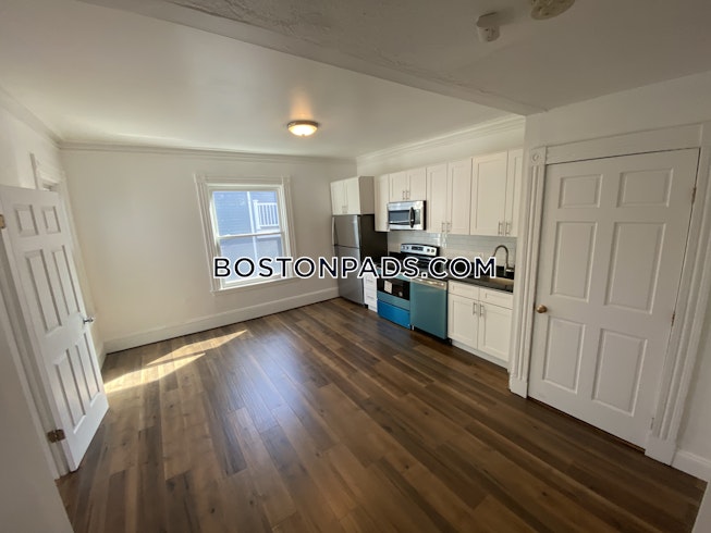 Boston - $1,875 /mo