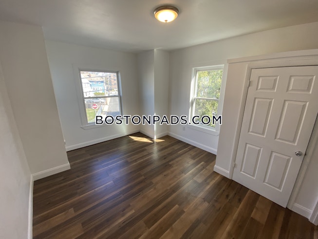 Boston - $1,875 /mo