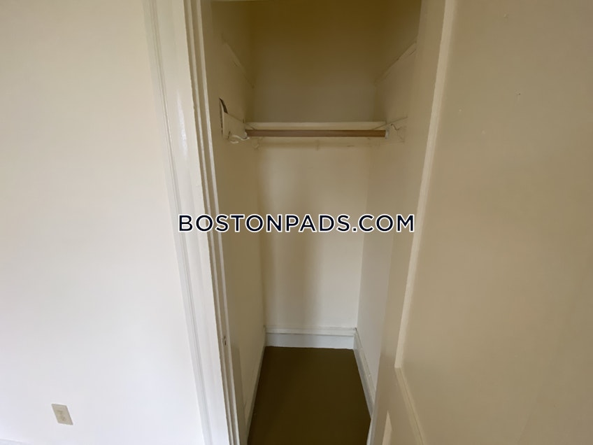 Boston - $2,750 /month