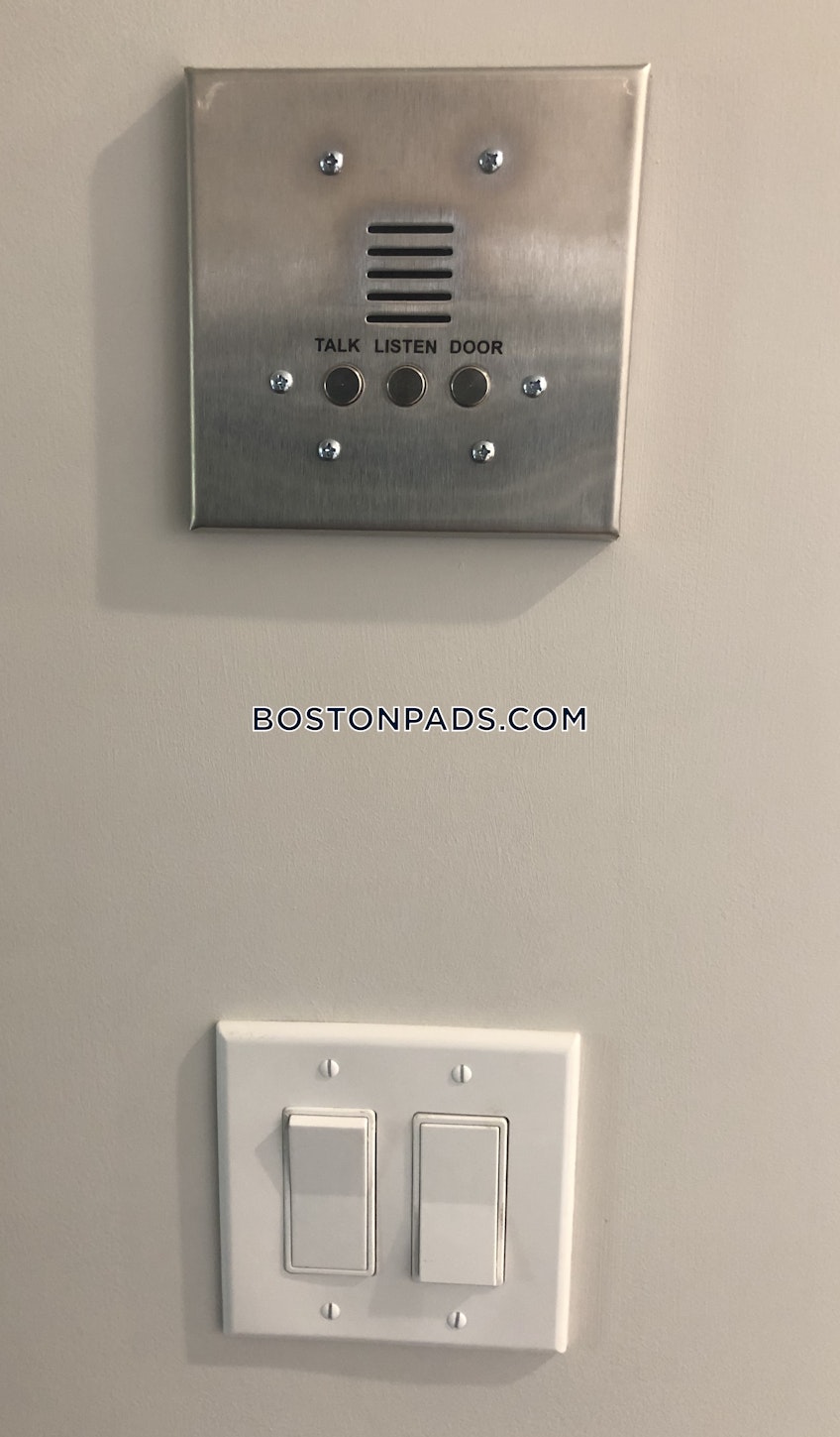 Boston - $3,825 /month
