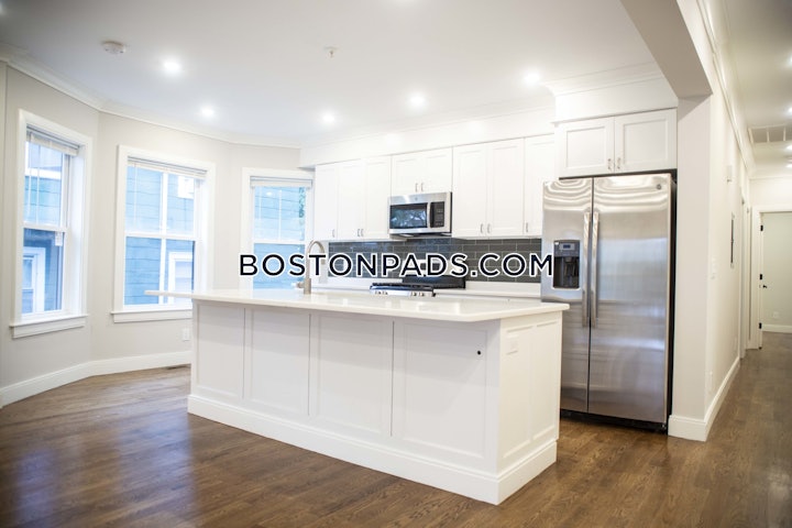 allston-3-beds-2-baths-boston-5350-4562159 