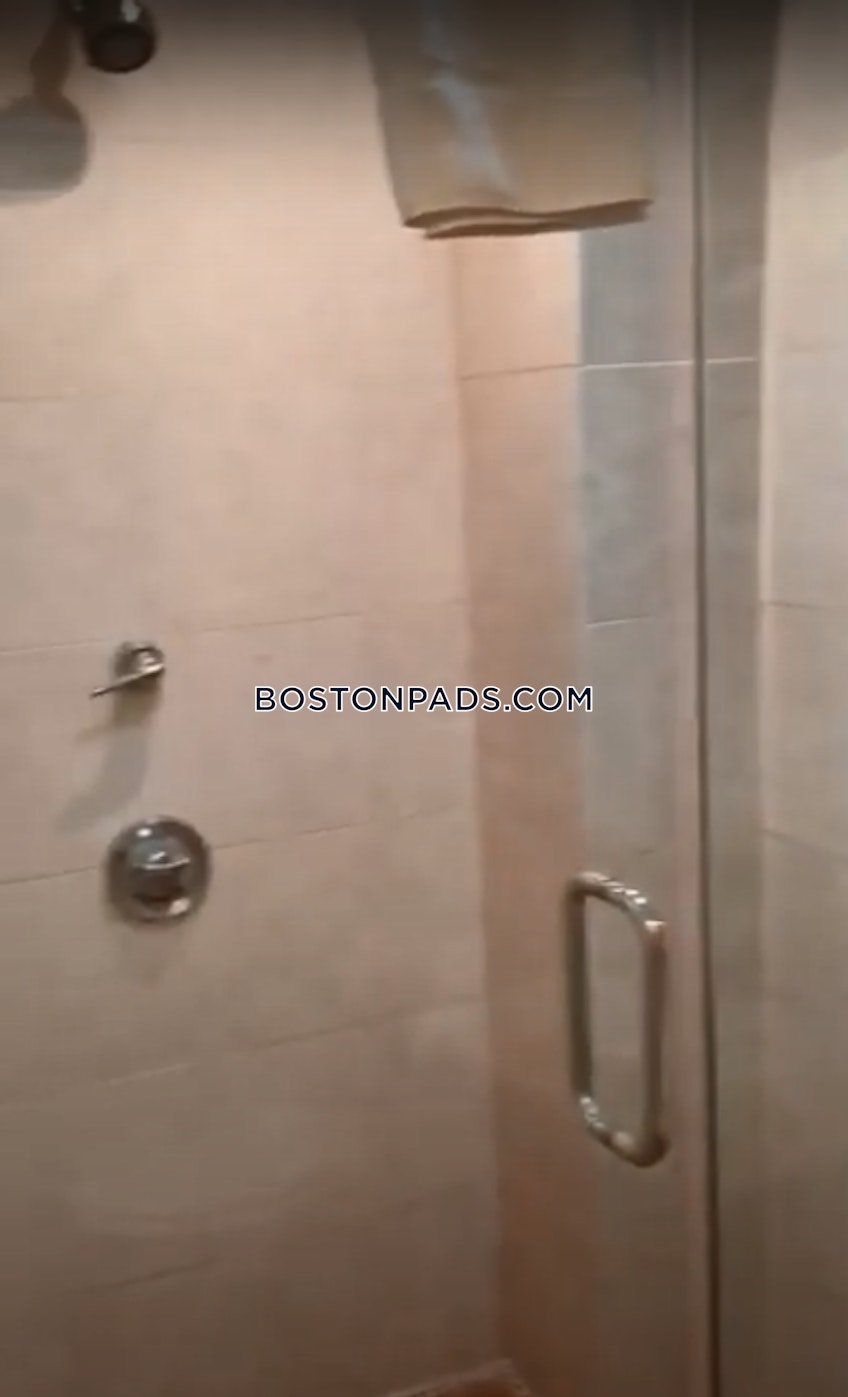 Boston - $2,900 /month