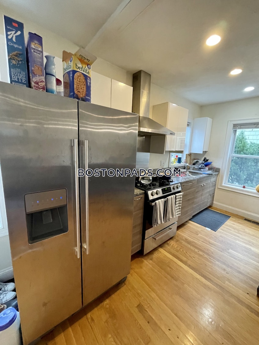 Boston - $6,200 /month