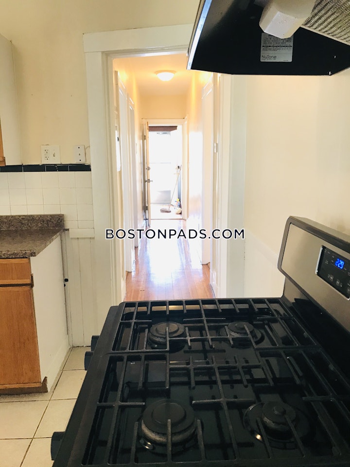 dorchester-apartment-for-rent-3-bedrooms-1-bath-boston-3200-4547367 