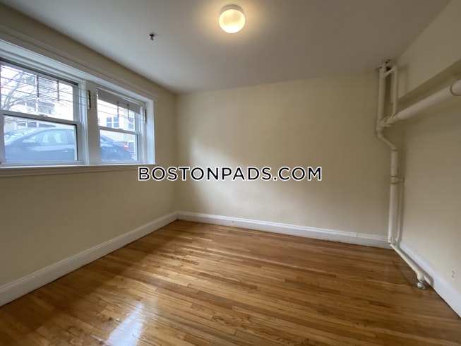 Boston - $2,550 /mo