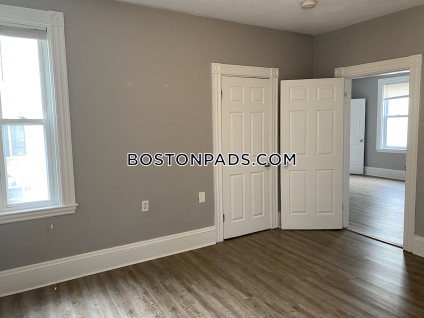 Boston - $5,410 /month