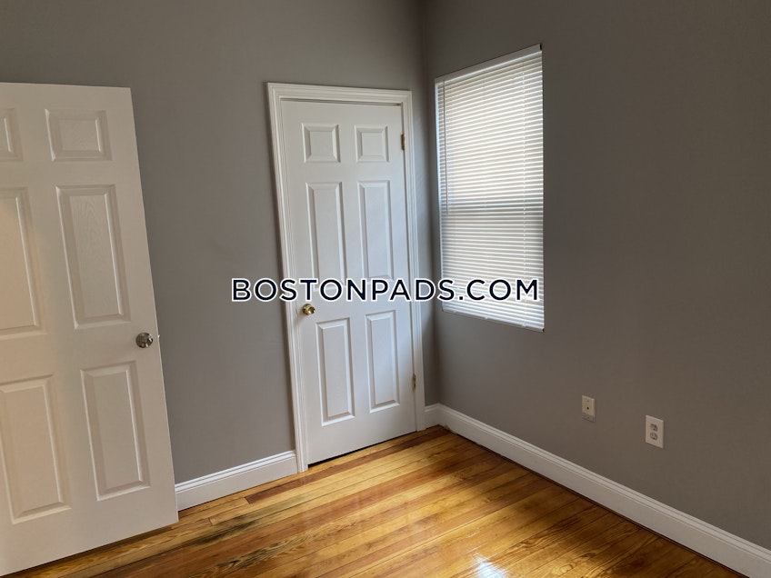 Boston - $3,600 /month