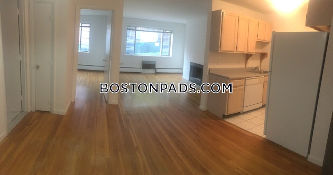 Boston - $2,800 /mo