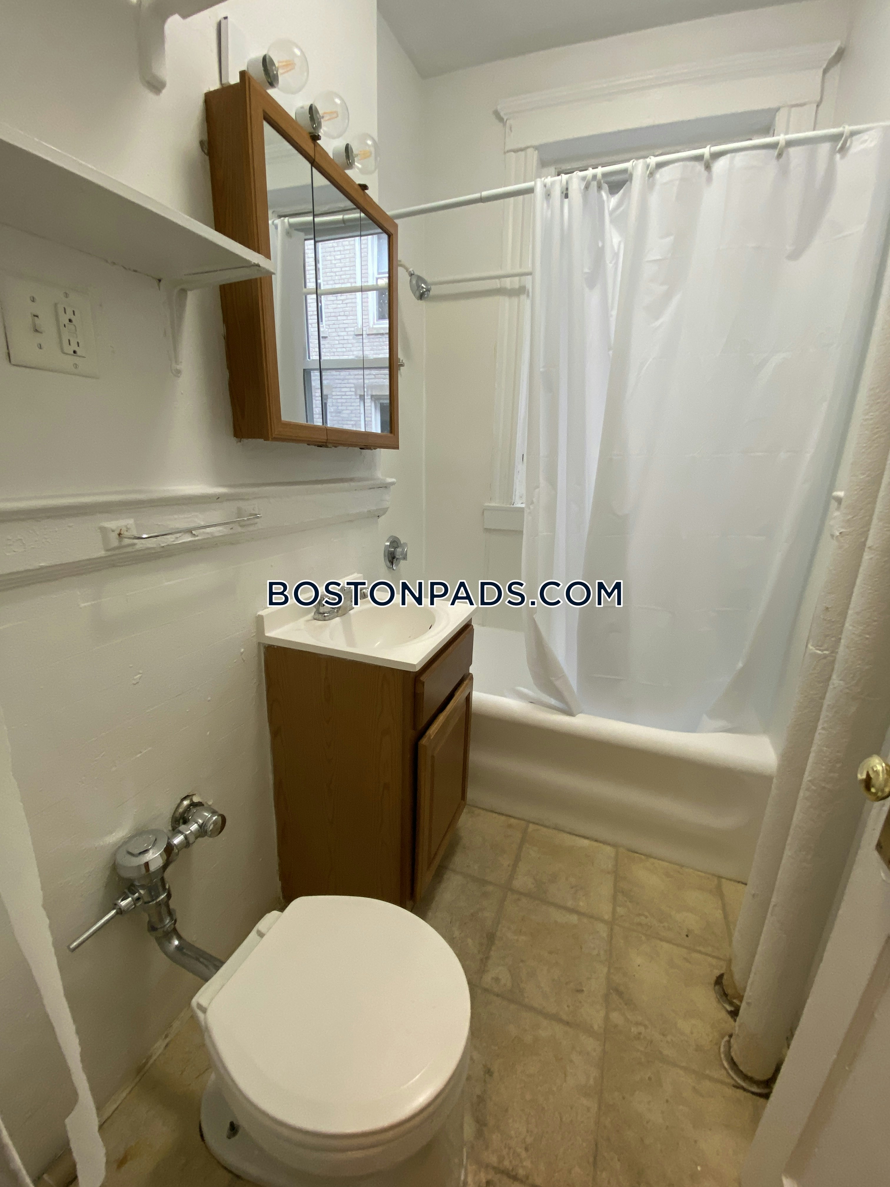 Boston - $2,925