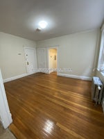 Boston - $2,925 /month