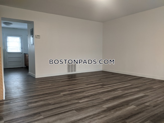 Boston - $3,941 /mo