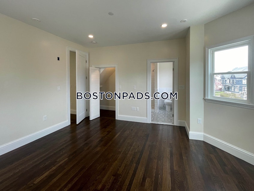 Boston - $5,200 /month