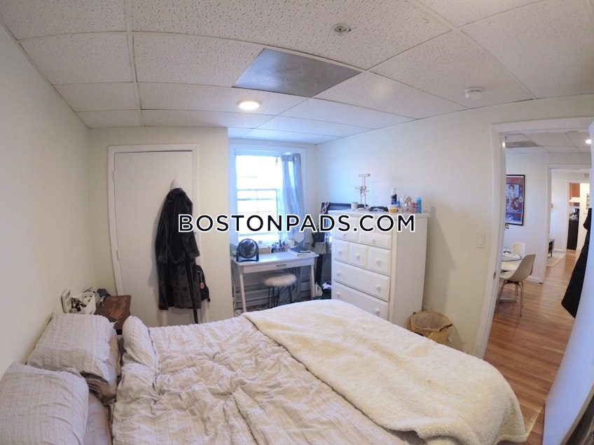 Boston - $2,200 /month