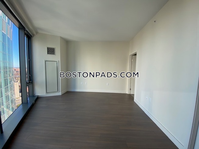 Boston - $8,050 /mo