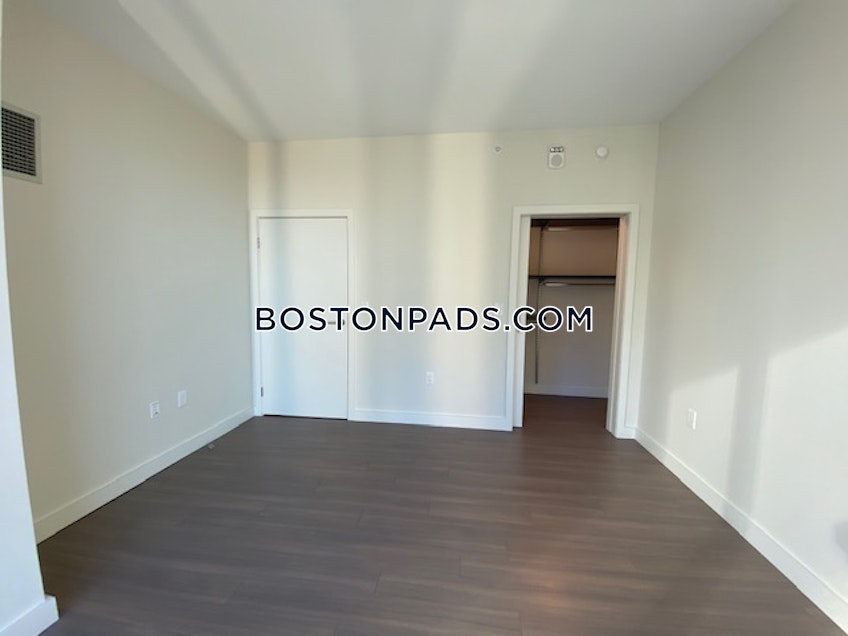 Boston - $7,840 /month
