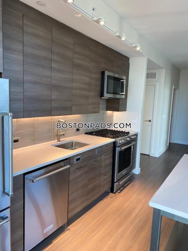 Boston - $8,050 /mo