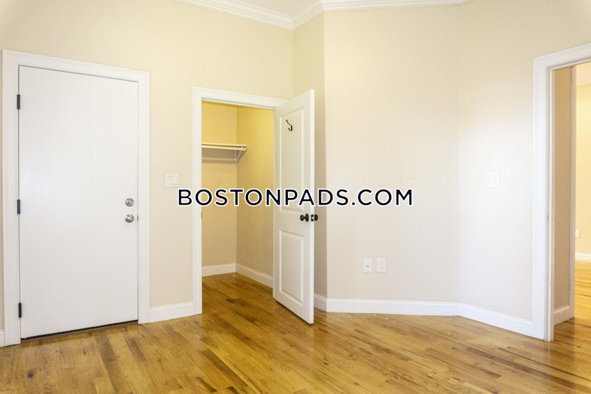 Boston - $3,450 /month