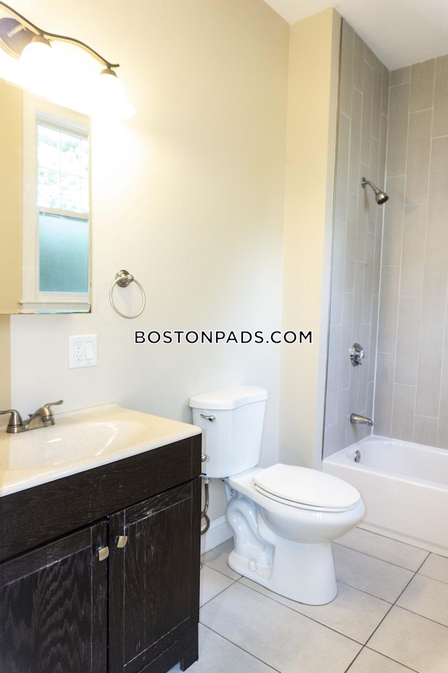 Boston - $3,450 /mo