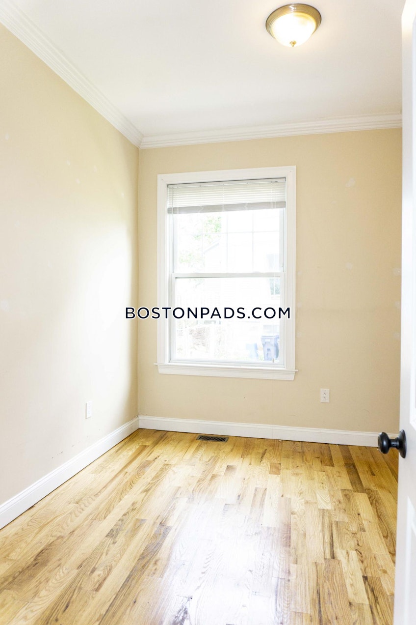 Boston - $3,450 /month