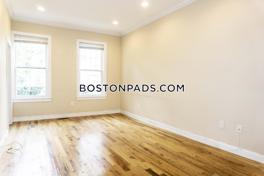 Boston - $3,450 /month