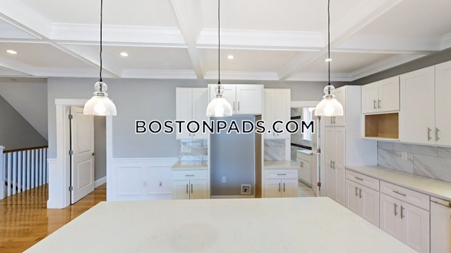 Boston - $3,500 /mo