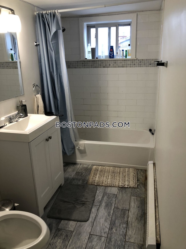 Boston - $2,800 /mo