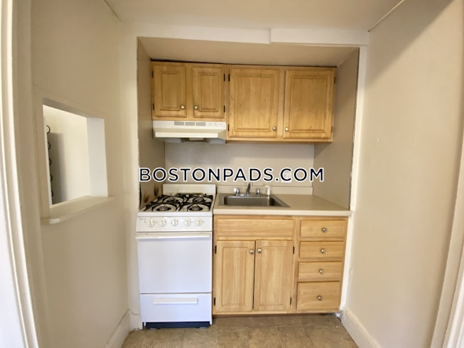 Brookline - $1,900 /mo