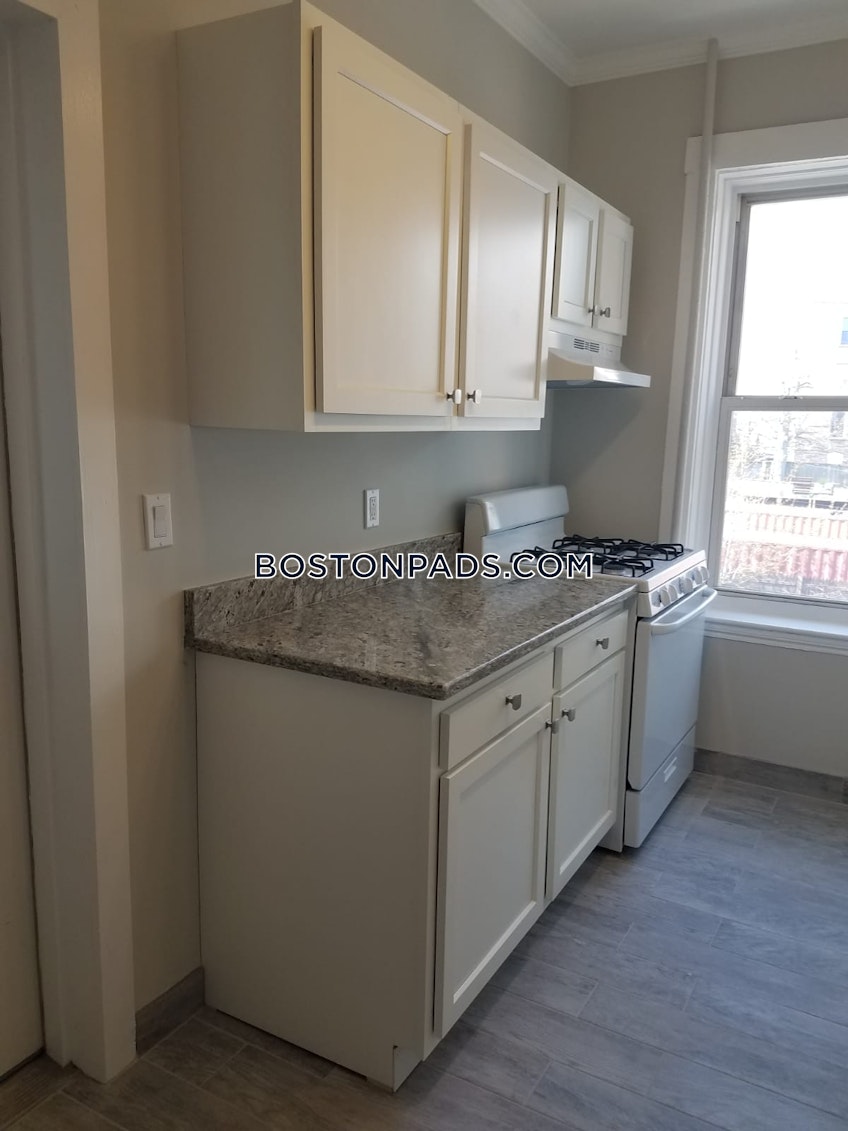 Boston - $3,975 /month