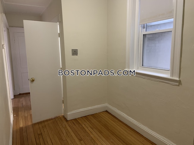 Boston - $3,225 /mo