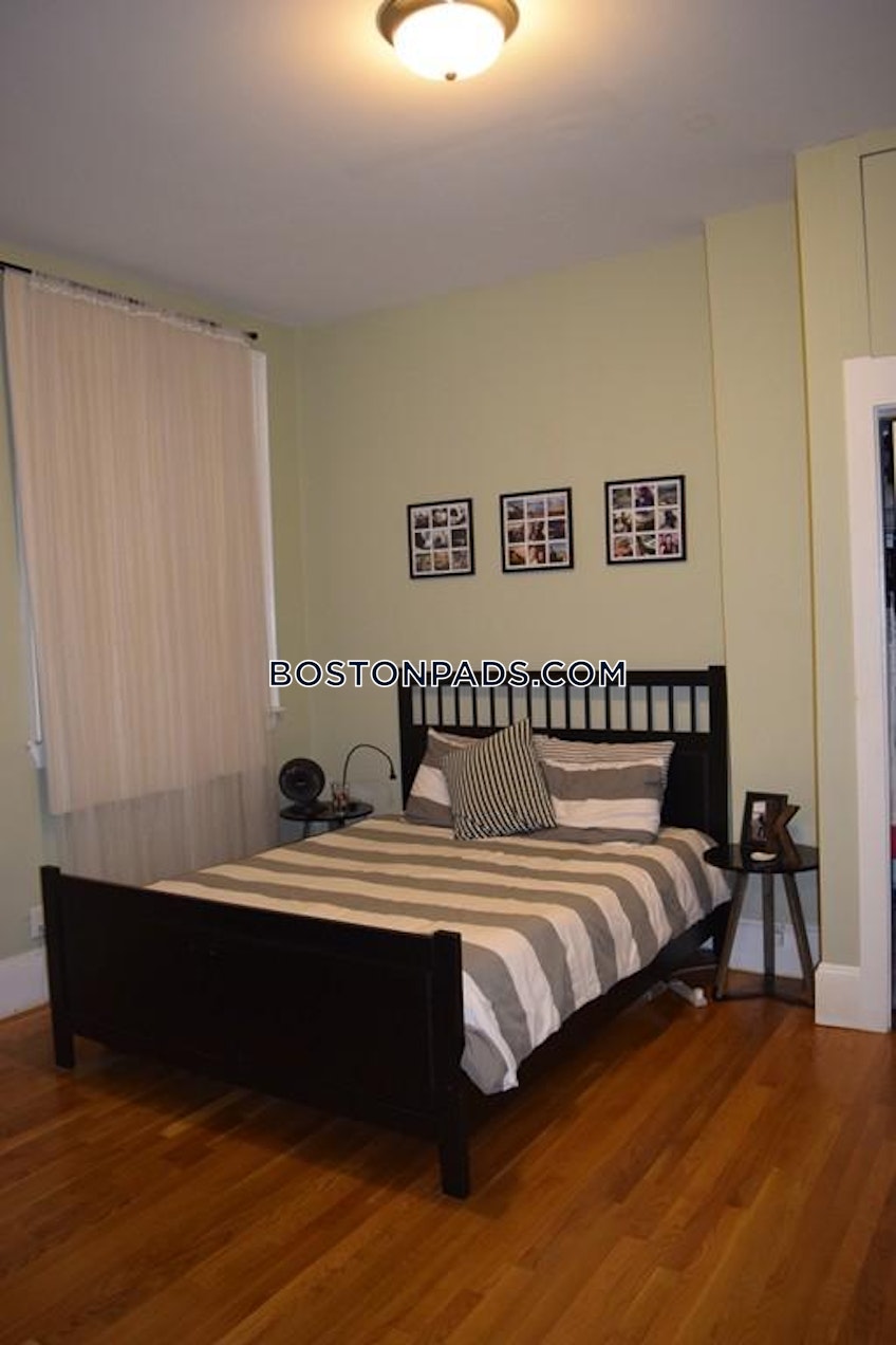 Boston - $2,200 /month